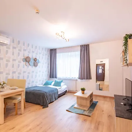 Very - Cozy - Ac Apartmán