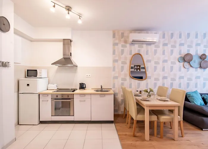 דירה Very - Cozy - Ac